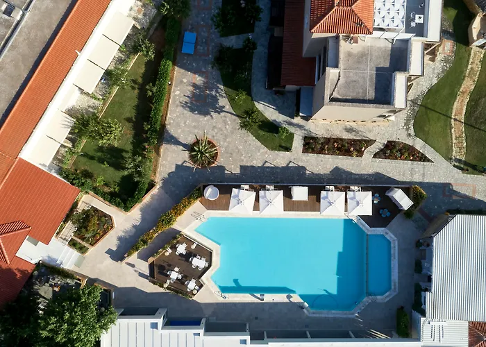 Antigoni Seaside Resort
